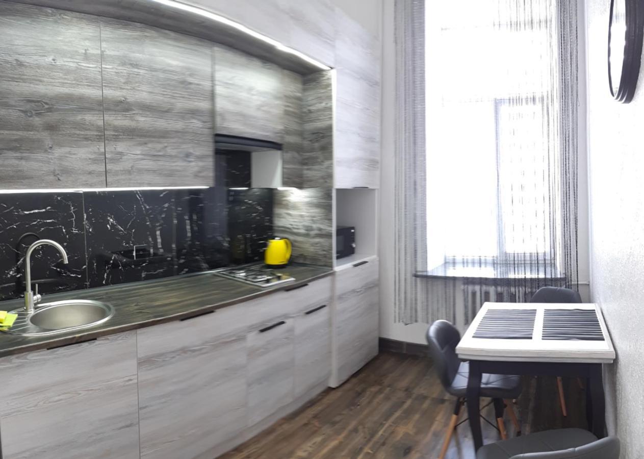Lux Apartments Vinnytsia Ngoại thất bức ảnh