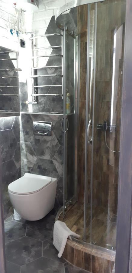 Lux Apartments Vinnytsia Ngoại thất bức ảnh