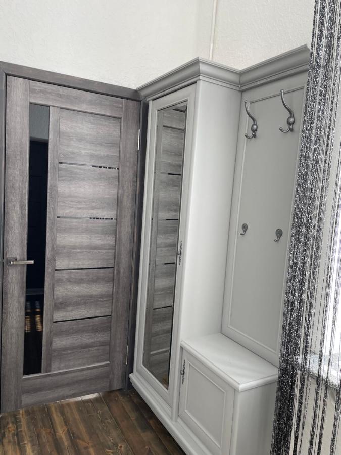 Lux Apartments Vinnytsia Ngoại thất bức ảnh